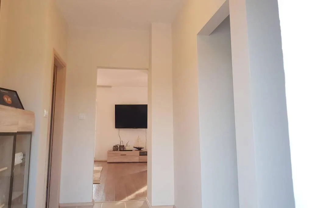 Apartment Buscina,Duplex House With Garden Umag